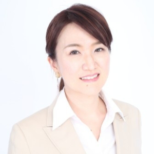 Makiko Kuramoto (Managing Director of FUMI consulting in Tokyo)